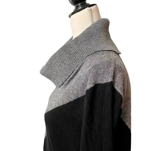 Calvin Klein Black Gray Colorblock Turtleneck Sweater Medium Asymmetrical Hem - Picture 6 of 14